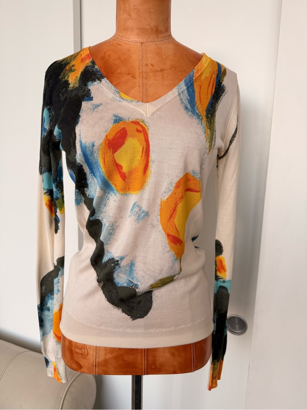 Etro Milano Women Floral V Neck Pullover Sweater Long Sleeve Size 42